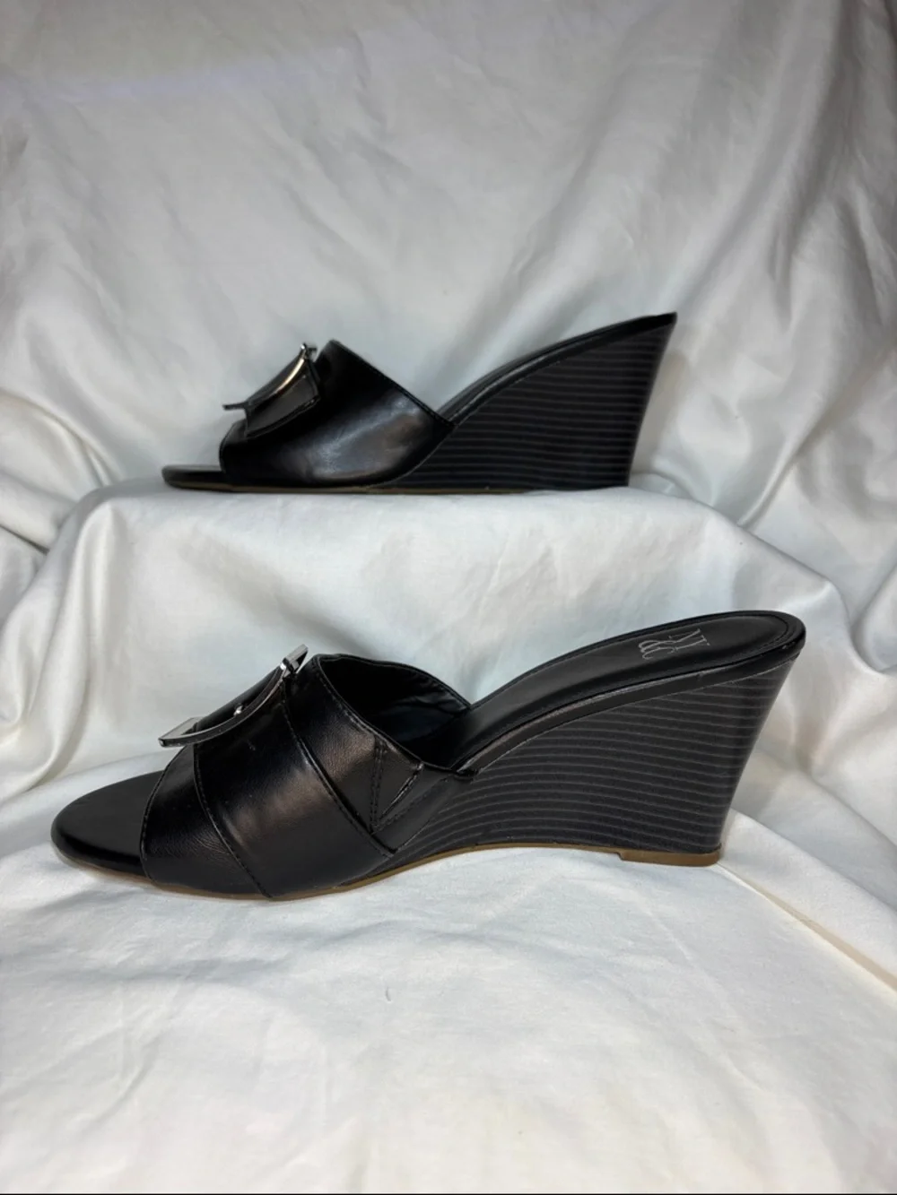 New York & Company Black Wedge Slide Sandals with Silver Buckle Sz 11